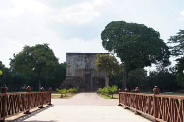 Wat si chum, sukhothai eski kasaba, dünya mirası siteleri, thailand seyahat rehberi