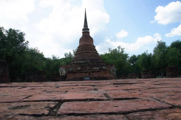 Statua Dell Elefante Circonda Vecchia Pagoda Sukhothai Città Vecchia Patrimonio — Foto Stock