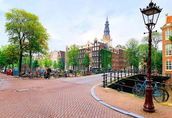 Amsterdam Países Bajos Julio 2019 Hermosa Calle Central Ámsterdam — Foto de Stock