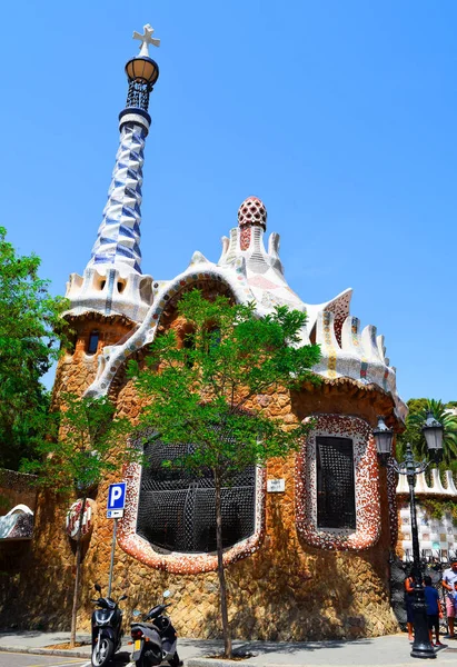 Barcelona Espanha Julho 2019 Park Gell Entrada Famoso Edifício Mosaico — Fotografia de Stock