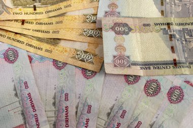 Uae ulusal para birimi, dirhem banknotları. Para bankaları. 