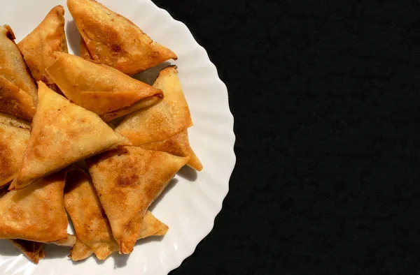 Celebrul Arab Tradițional Orientul Mijlociu Bucătăria Asiatică Triunghiular Arab Pui — Fotografie, imagine de stoc