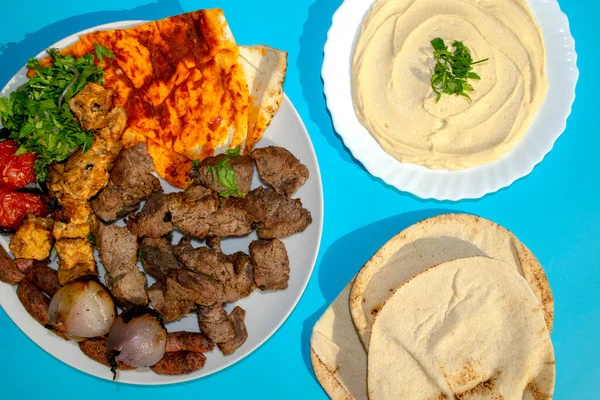 Известная Традиционная Арабская Турецкая Израильская Кухня Курица Гриль Баранина Говядина — стоковое фото