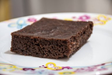 Cevizli çikolatalı browni kek