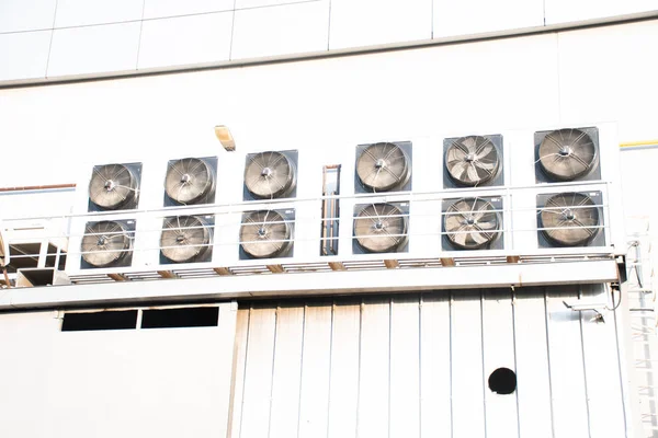 Ventiladores Condicionado Edifício — Fotografia de Stock