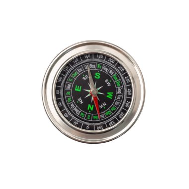 Beyaz arkaplanda pusula izole edildi