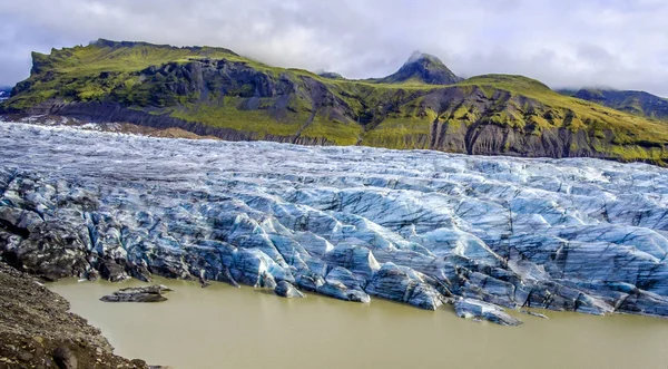 Glaciar Svinafellsjokull en el Parque Nacional Vatnajokull, Islandia — Foto de Stock