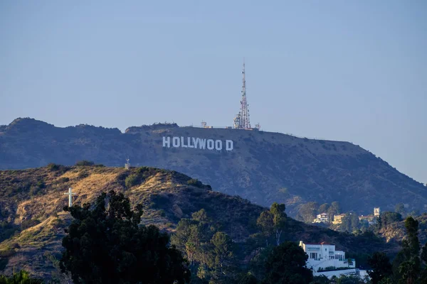 Los Angeles'ta ünlü Hollywood tabelası, Kaliforniya, ABD — Stok fotoğraf