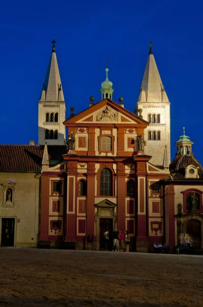 Éjszakai kilátás a Szent György bazilikára Jogdíjmentes Stock Képek