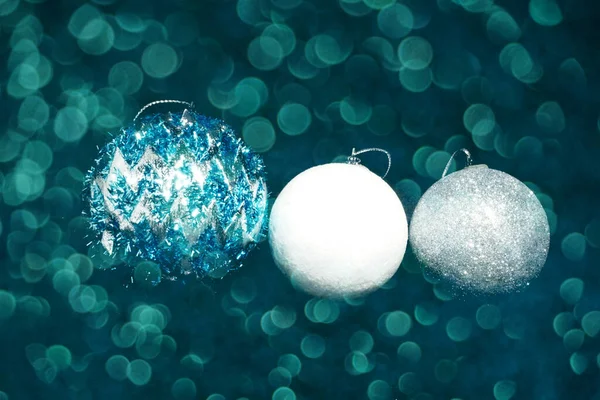White Silver Christmas Balls Abstract Background Lidht Christmas Concept — Stock Photo, Image