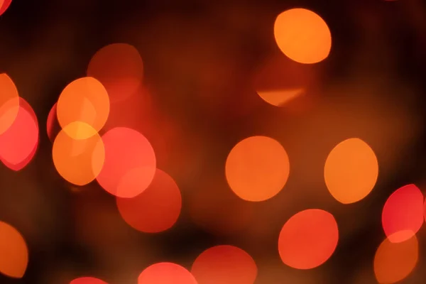 Bulanıklık içinde şenlikli çok renkli bokeh. Şenlikli konsept.