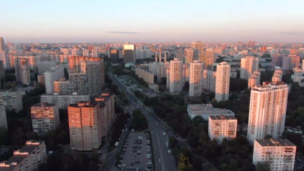 Vol Vue Aérienne Dessus Avenue Centrale Moscou Coucher Soleil Circulation — Video