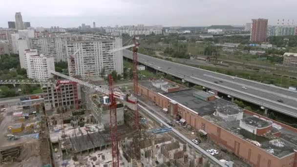 Vista Aérea Construir Edificio Residencial Gran Ciudad Disparando Desde Dron — Vídeo de stock