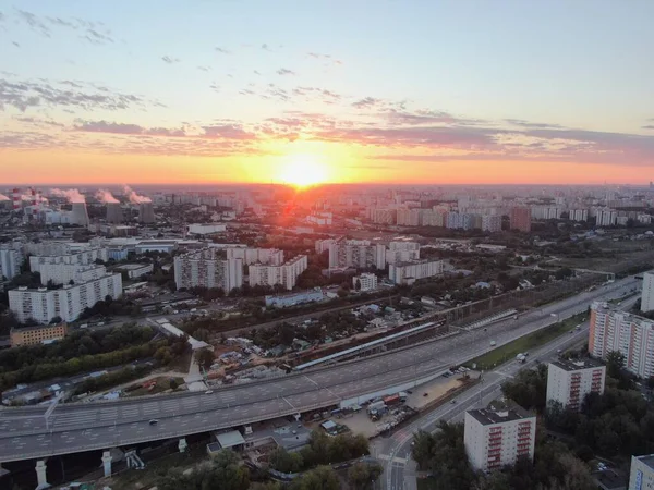 Flygfoto Panorama Landskap Moskva Stad Vid Soluppgången Flernivåkorsning Motorväg Staden — Stockfoto