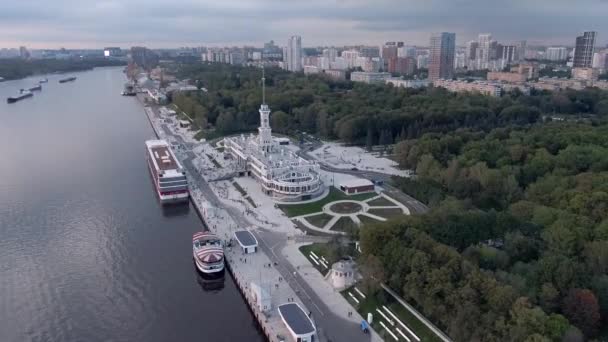 Vista Aérea Hermoso Panorama Renovada Estación Northern River Moscú Colorido — Vídeo de stock