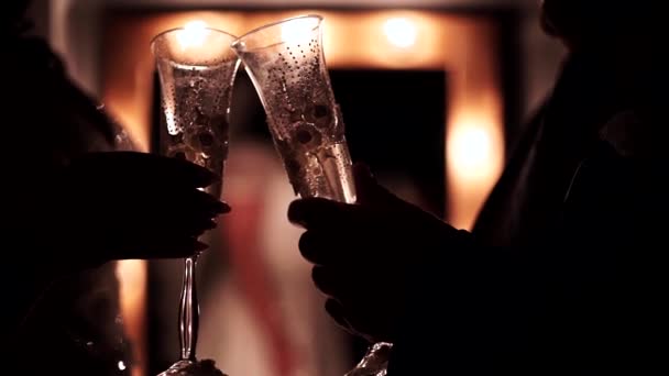 Par Clink Copas Con Champán Hermosa Pareja Clink Copas Con — Vídeos de Stock