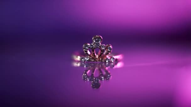 Bellissimo Anello Diamanti Macro Con Trabocco — Video Stock