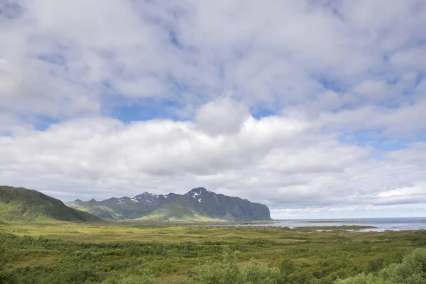 Berg Der Küste Von Eggum Den Lofoten Norwegen — Stockfoto
