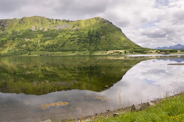 Montaña Costa Eggum Las Islas Lofoten Noruega — Foto de Stock