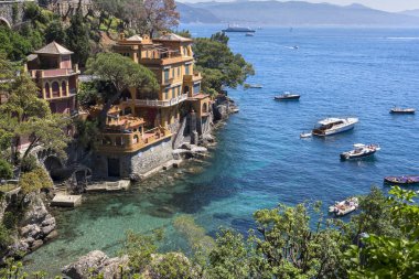 manzara, ev ve Villa Cenova İtalya Portofino sahil boyunca denizde