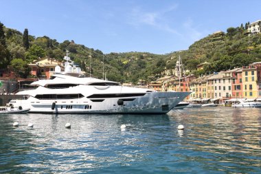 manzara, ev ve Villa Cenova İtalya Portofino sahil boyunca denizde
