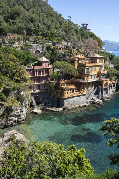 manzara, ev ve Villa Cenova İtalya Portofino sahil boyunca denizde
