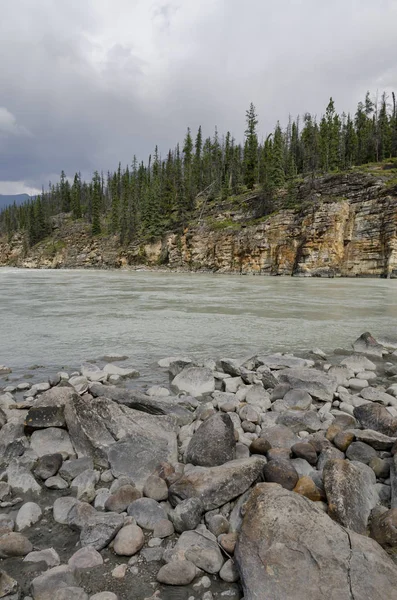 Athabasca Falls Prowincji Alberta Kanadzie — Zdjęcie stockowe