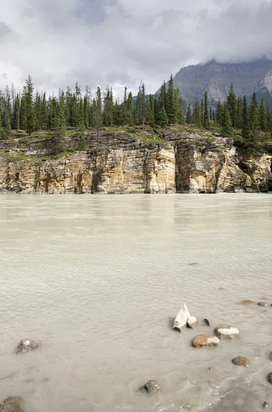 Athabasca Falls Prowincji Alberta Kanadzie — Zdjęcie stockowe
