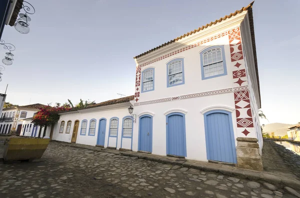 Casas Blancas Con Puertas Ventanas Colores Paraty Brasil —  Fotos de Stock