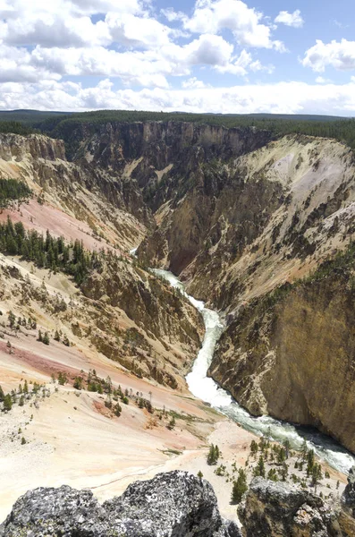 Yellowstone yellowstone Milli Parkı Wyoming düşüyor