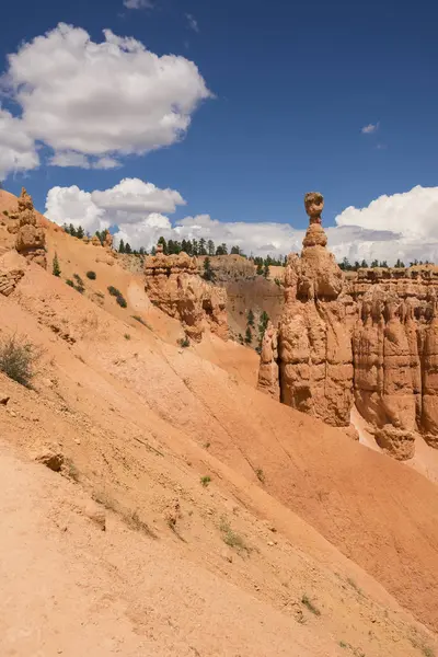 Τοπίο Σχετικά Bryce Canyon Για Τις Ηνωμένες Πολιτείες Της Αμερικής — Φωτογραφία Αρχείου