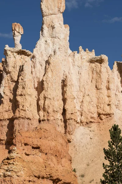 Τοπίο Σχετικά Bryce Canyon Για Τις Ηνωμένες Πολιτείες Της Αμερικής — Φωτογραφία Αρχείου