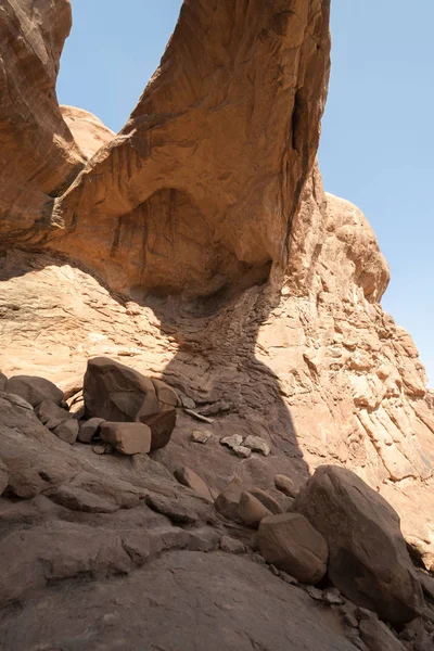 Liggande Arches Nationalpark Amerikas Förenta Stater — Stockfoto