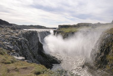 Dettifoss şelale İzlanda yaz