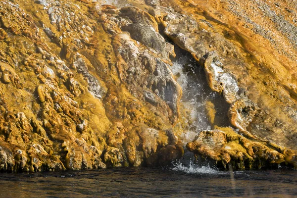 Gejzer Basenie Czarnego Piasku Parku Narodowym Yellowstone Stanie Wyoming — Zdjęcie stockowe