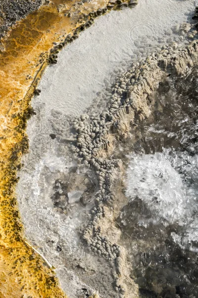 Geyser Nel Parco Nazionale Yellowstone Nel Wyoming — Foto Stock