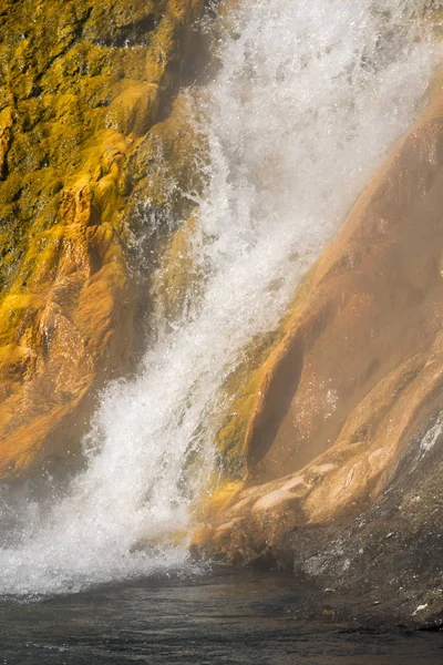 Geyser Dans Grand Bassin Source Prismatique Dans Parc National Yellowstone — Photo