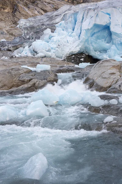 ノルウェーのラーダルのニガルズブリーン氷河 — ストック写真