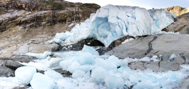 Norveç'te Laerdal'da Nigardsbreen Buzulu