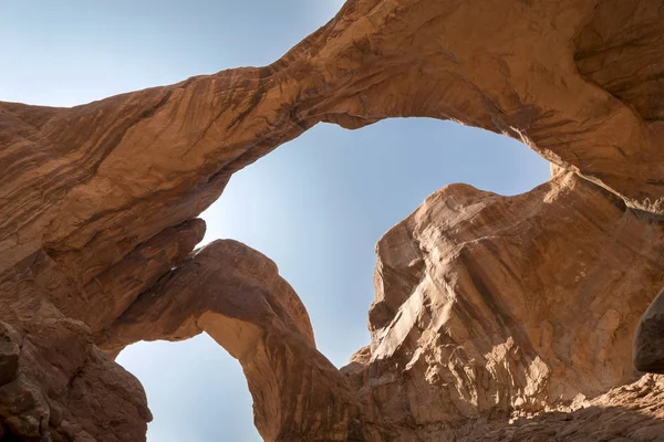 Liggande Arches Nationalpark Amerikas Förenta Stater — Stockfoto