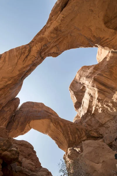 Liggande Arches Nationalpark Amerikas Förenta Stater — Stockfoto