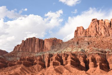yolda doğal dolaşık yol Capitol resif Milli Parkı'nda Amerika Birleşik Devletleri