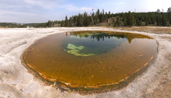 Geiser Aguas Termales Antigua Cuenca Fiel Parque Nacional Yellowstone Wyoming — Foto de Stock