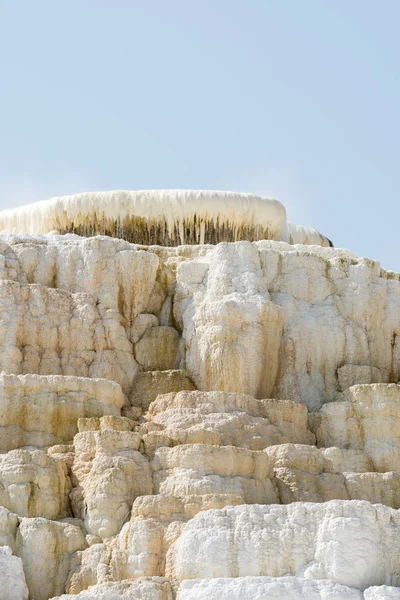 Źródła Termalne Formacje Wapienne Gorących Źródłach Mamuta Wyoming Ameryce — Zdjęcie stockowe