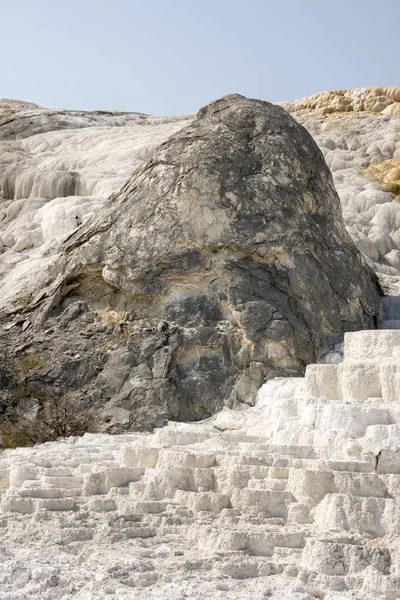 Fontes Termais Formações Calcárias Nascentes Termais Mamute Wyoming América — Fotografia de Stock