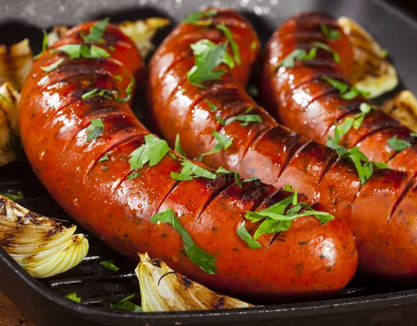 Grilled Sausages Vegetables Spices Pan Wooden Background — Stock Photo, Image