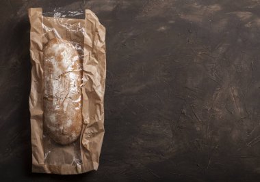 Ekmek ve un karanlık bir tablo