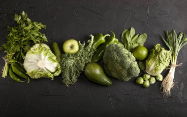 Yeşil sağlık gıda, meyve ve sebze. Kopya alanı ile üst görünüm.