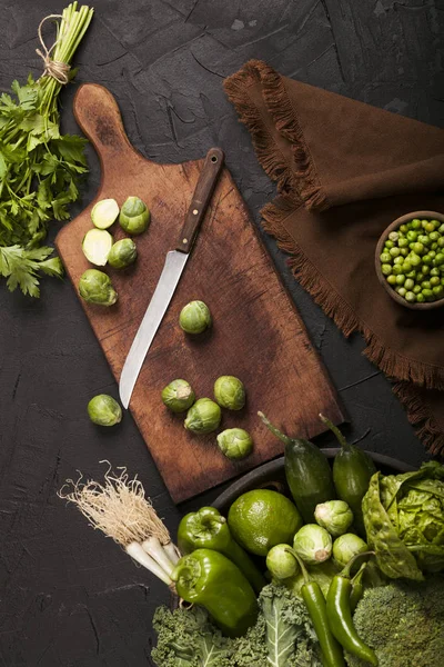 Green health food, fruits and vegetables. Top view with copy space. — Stock Photo, Image