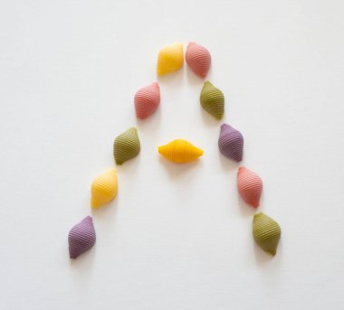 renkli makarna alfabesi - büyük harf A